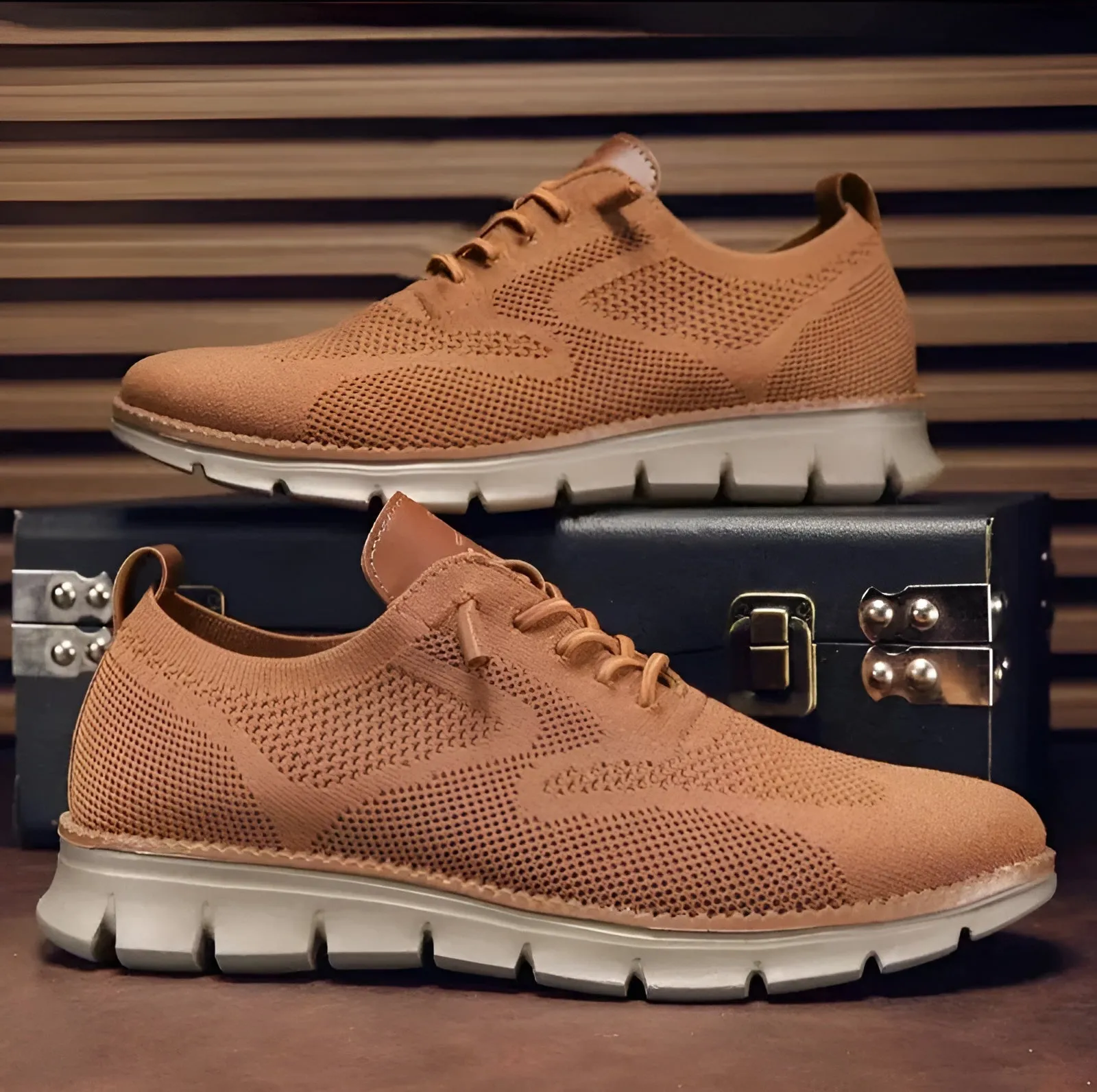 Axel  Stylish & Comfortable Sneakers