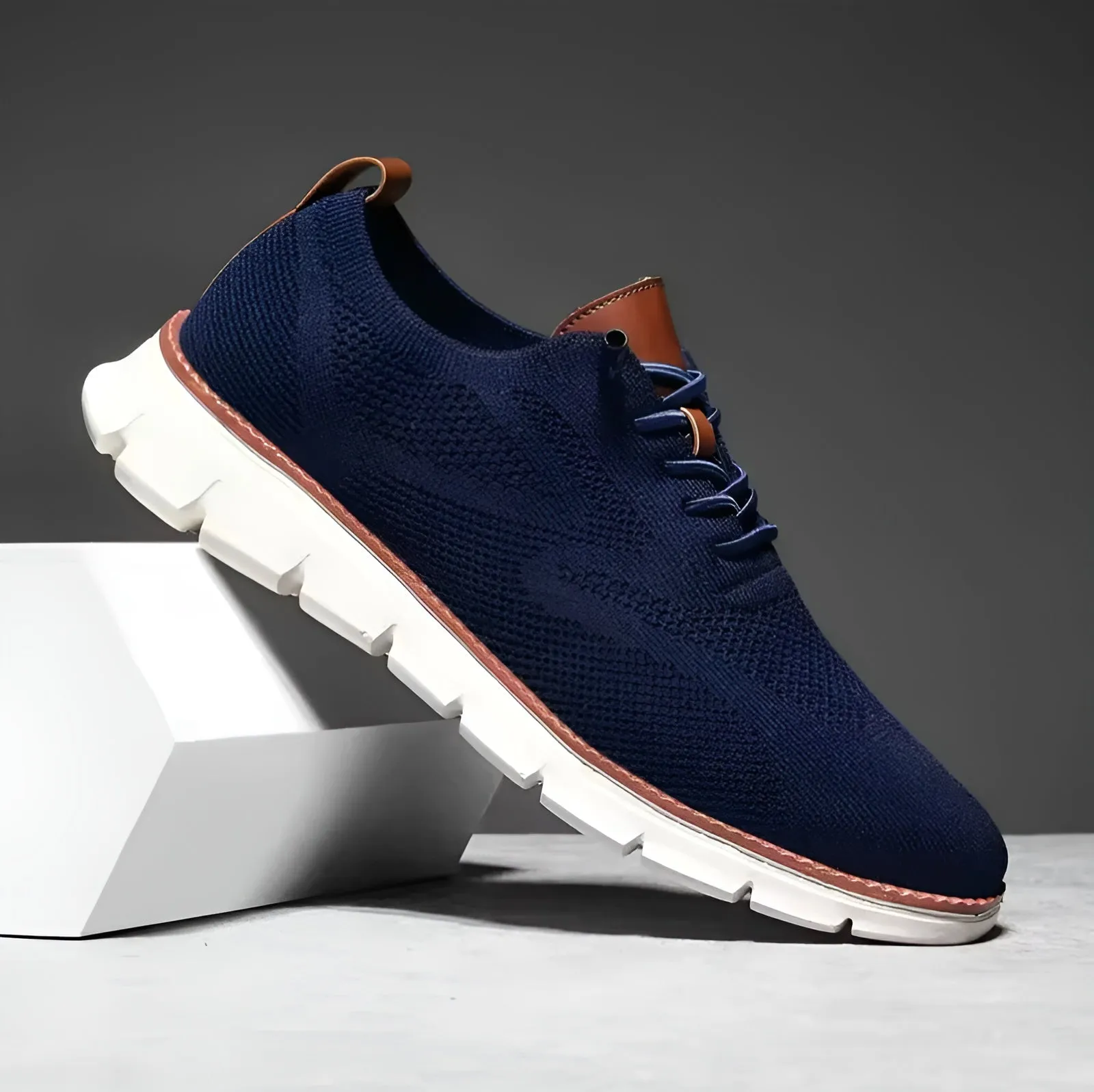 Axel  Stylish & Comfortable Sneakers