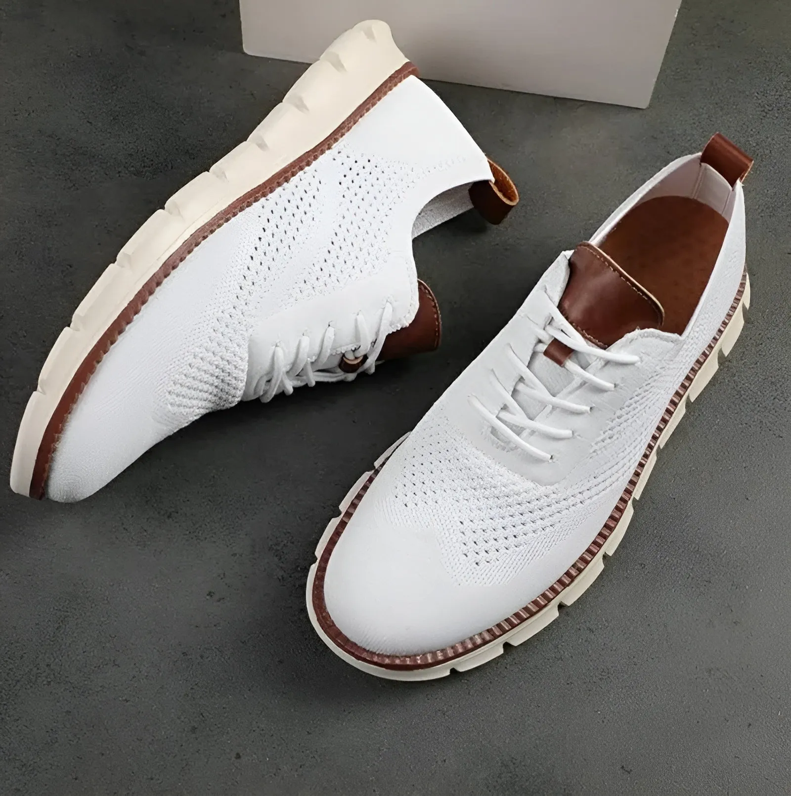 Axel  Stylish & Comfortable Sneakers