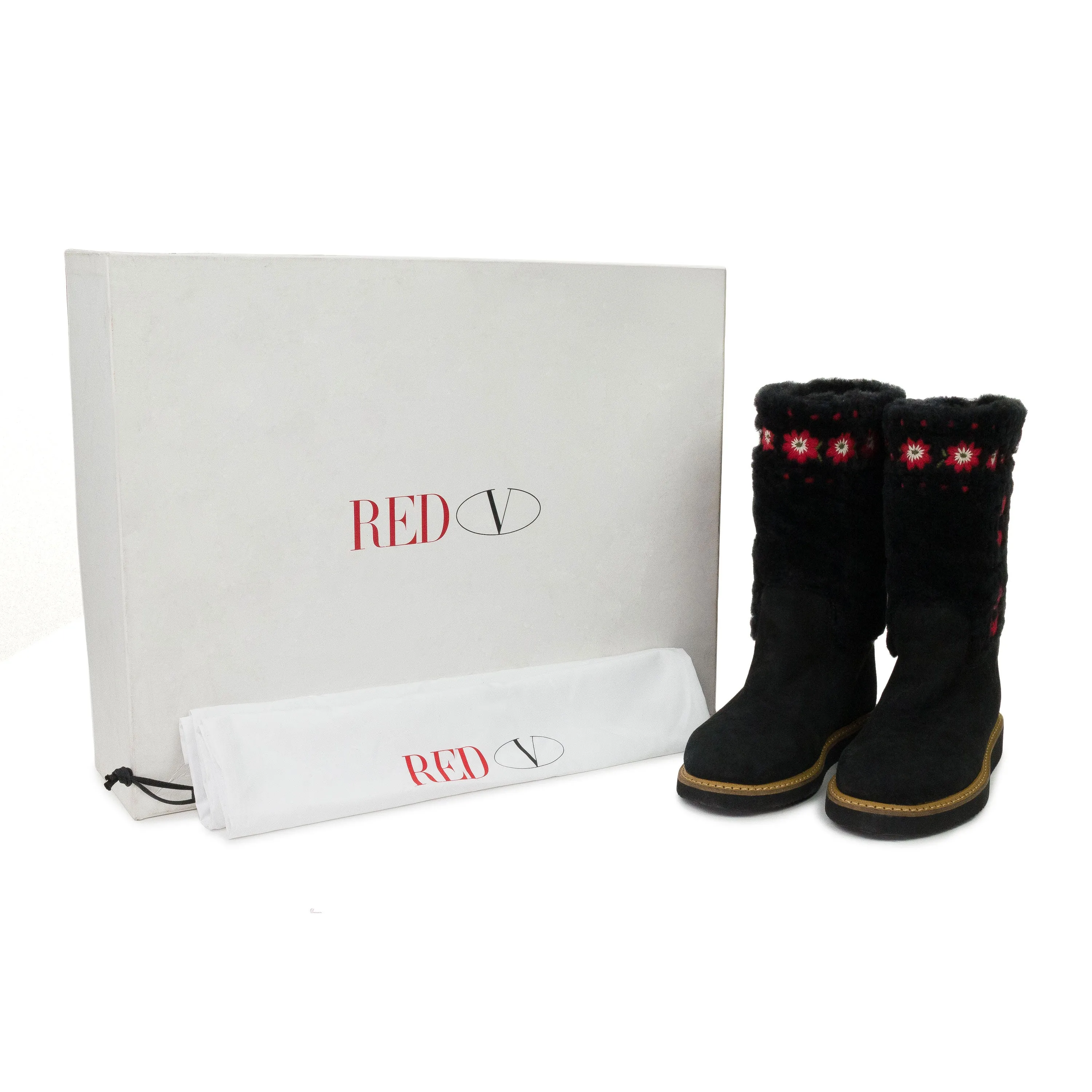 BLACK EMBROIDERED FLOWERS ON FUR BOOTS