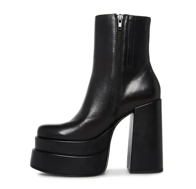 Women's Cobra Platform Boot – Retro 70s Style with Modern Comfort